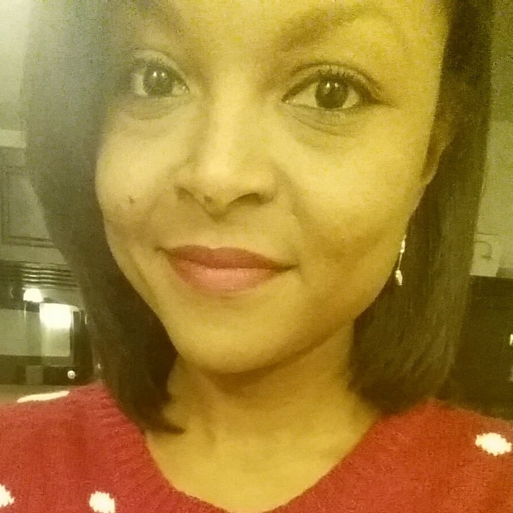 Meet your Posher, Yxa